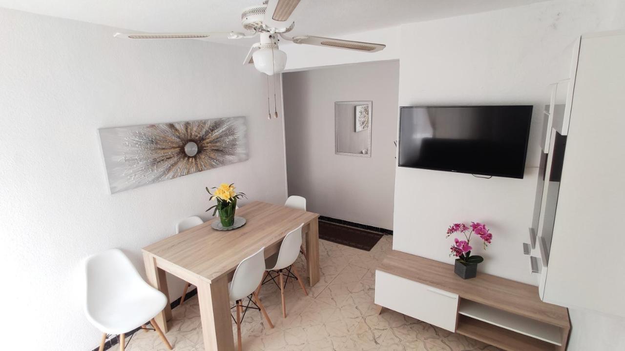 Sunny Apartment Near The Beach Santa Pola Exterior photo